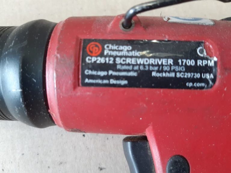 CLEARANCE – Chicago Pneumatic CP2612 Screwdriver W/ Pistol Cushion Clutch, 1700 RPM